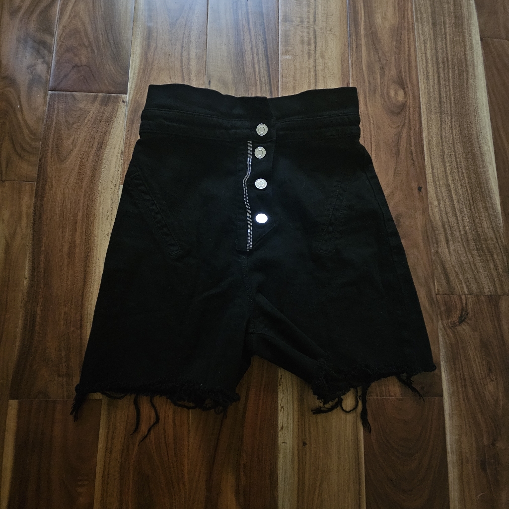 Rta High Waisted Shorts With Buttons Size 27
